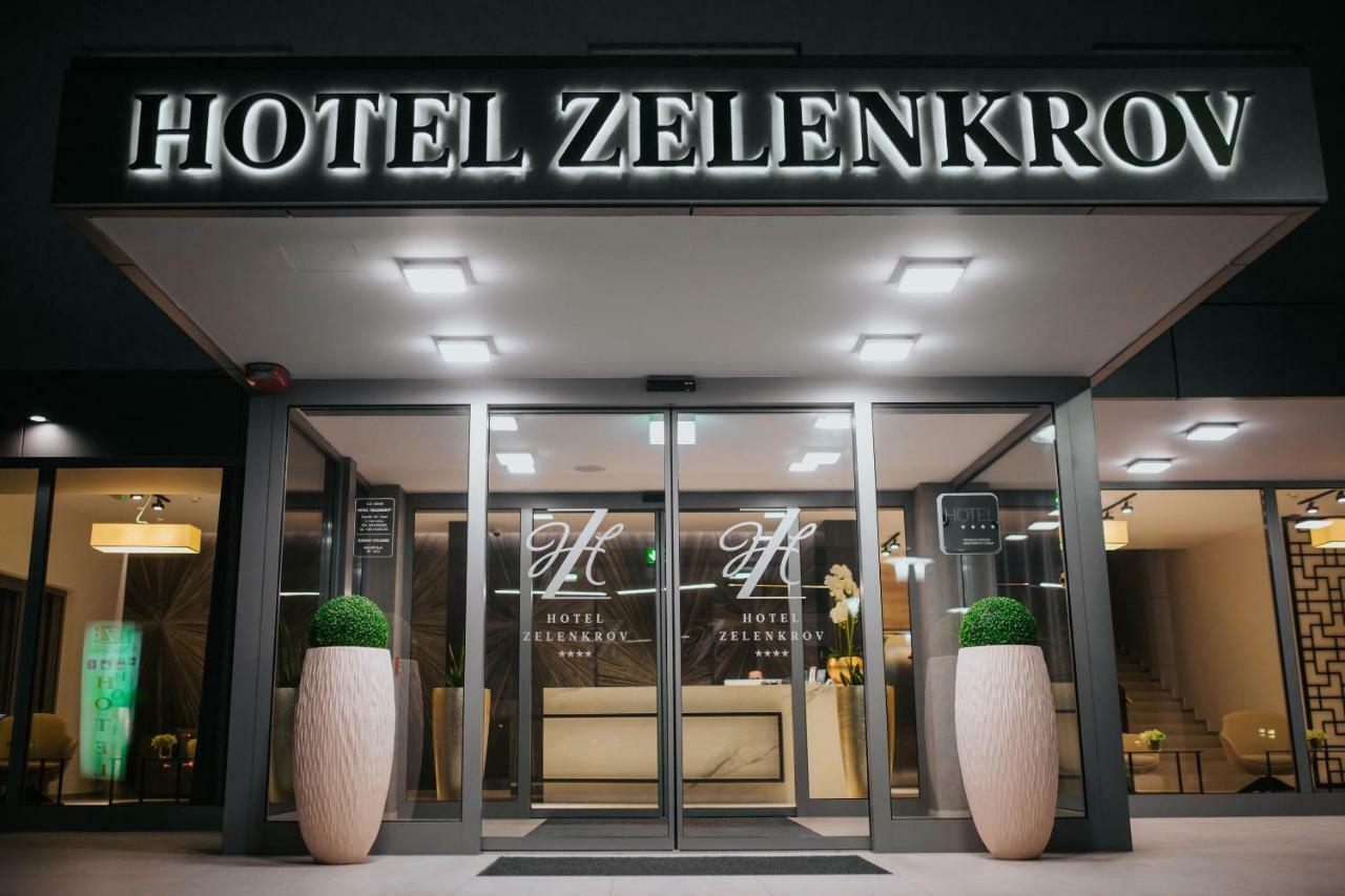Hotel Zelenkrov Cepin Exteriör bild